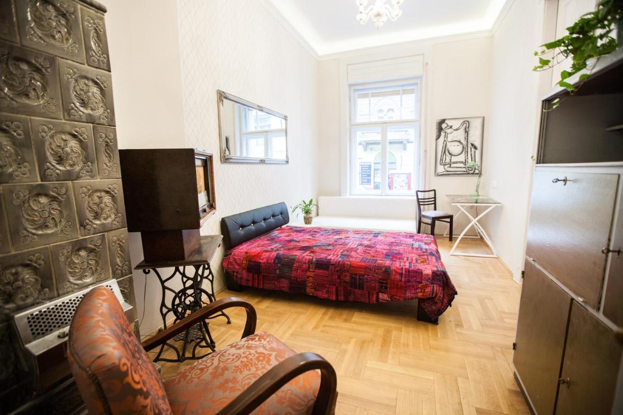 N40 By Small Home Budapest Kültér fotó