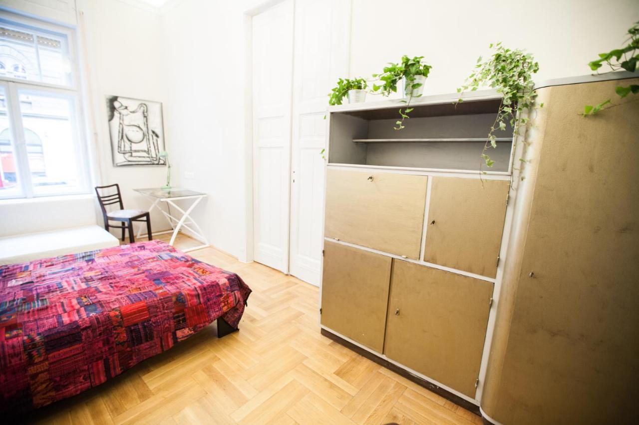 N40 By Small Home Budapest Kültér fotó